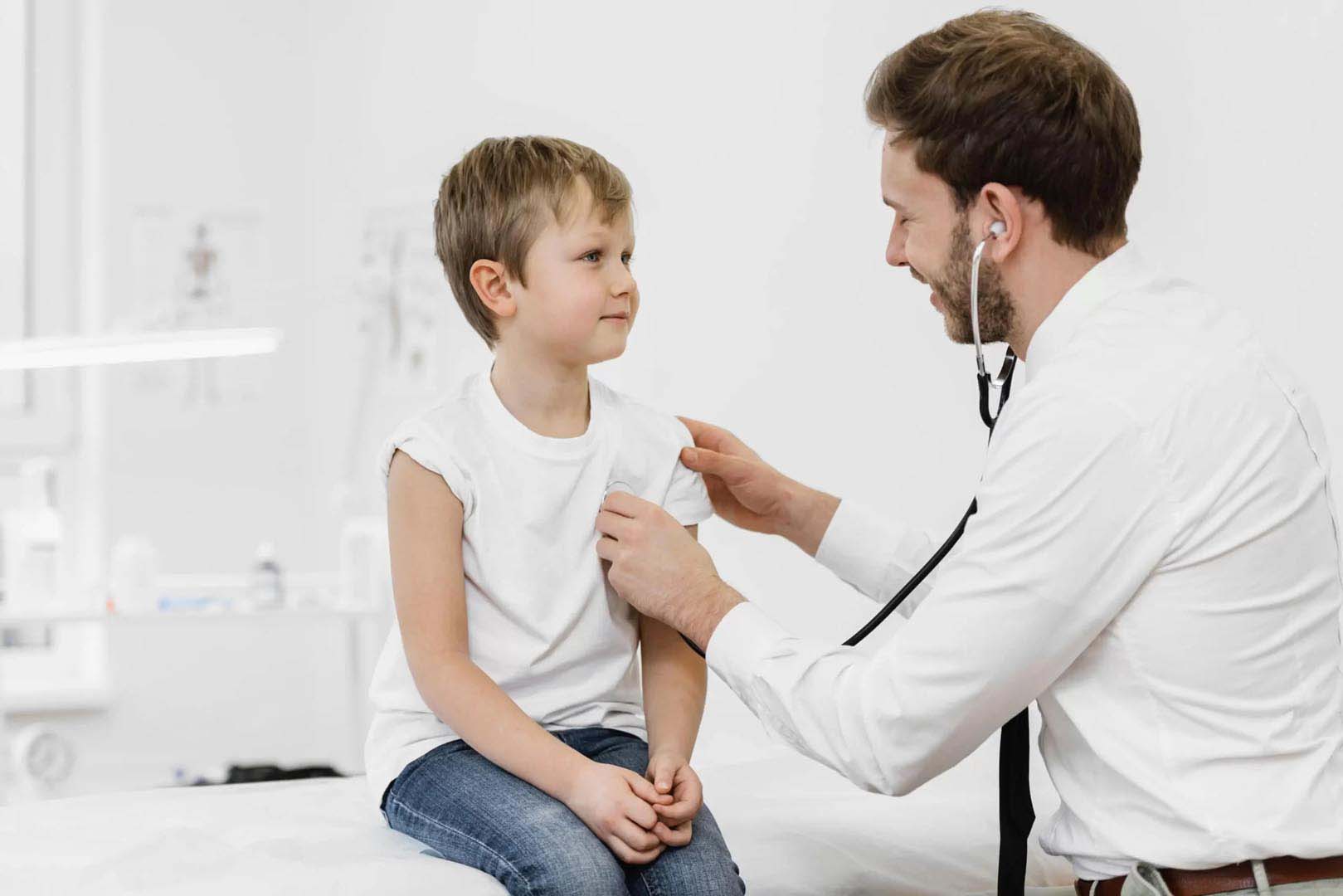 Gyermekgy&oacute;gy&aacute;szat Debrecenben? A Medilum Eg&eacute;szs&eacute;gk&ouml;zpontban v&aacute;rjuk &ouml;nt &eacute;s gyermek&eacute;t!